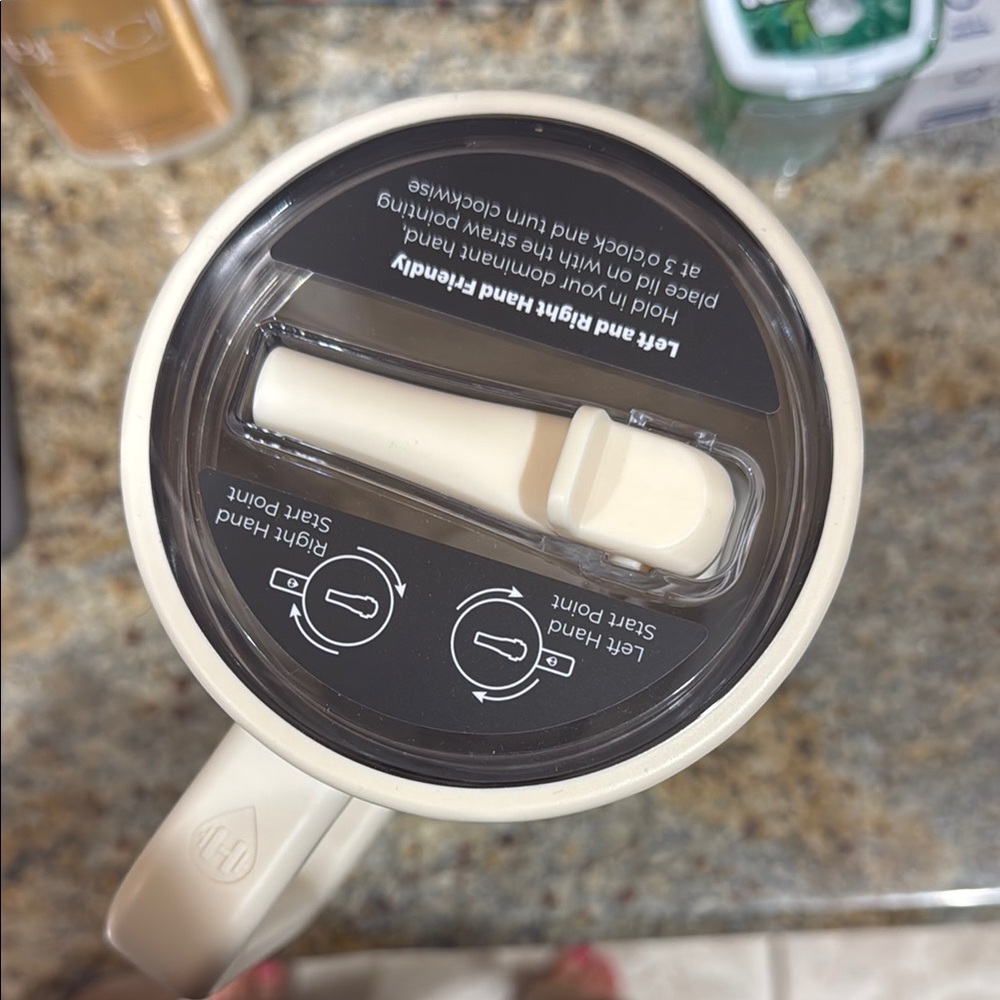 Hydrojug Coffee Mug with Lid - Cream